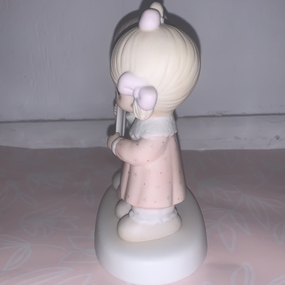 Precious moments figurine still in the box! - Picture 5 of 7